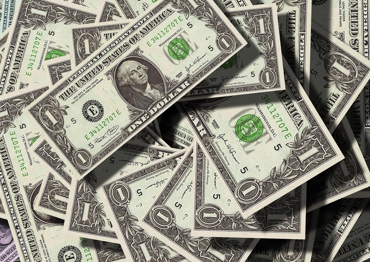 Dollaro debole e mercati incerti, cosa aspettarsi