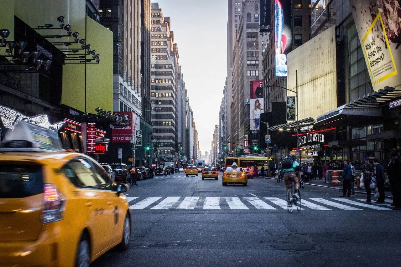 Il mercato del lavoro USA rallenta ma resiste