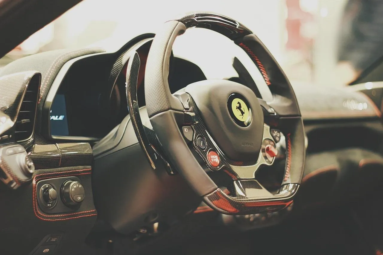Ferrari scivola in Borsa nonostante la trimestrale solida